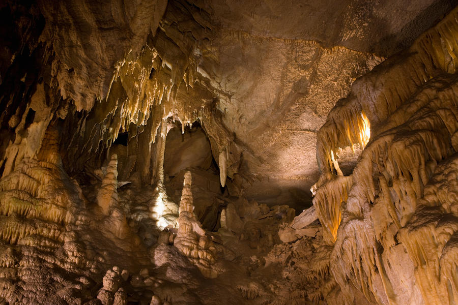 Exploring the Mammoth Cave of Kentucky